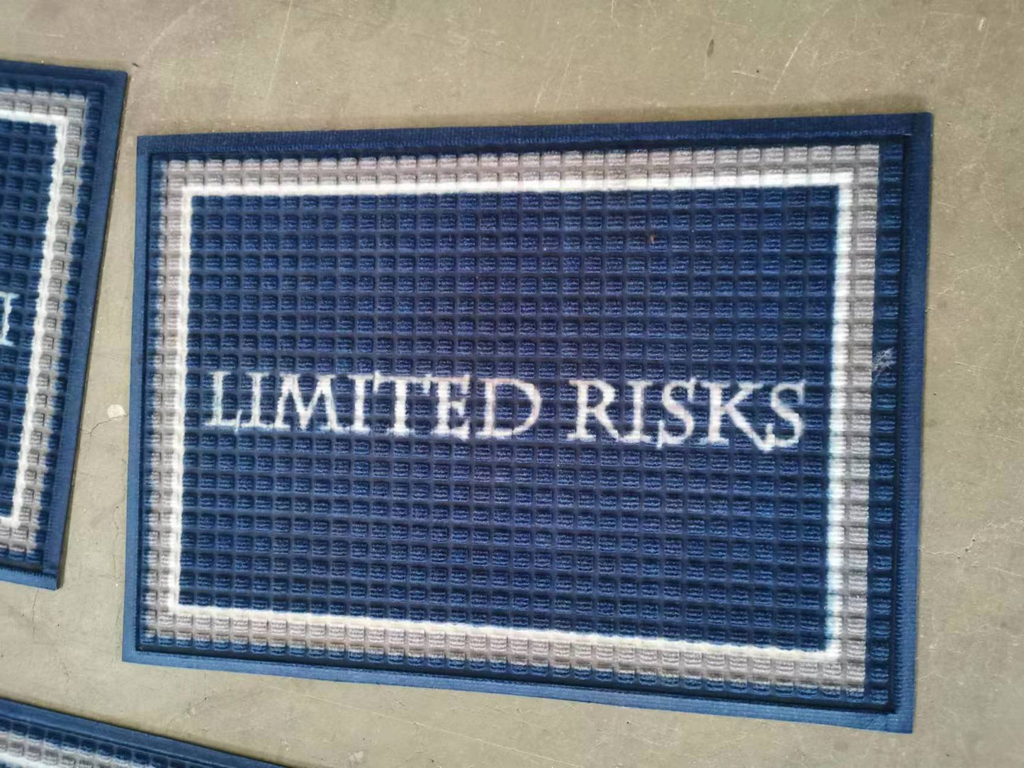 custom logo mats